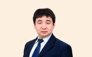 屈乐龙老师